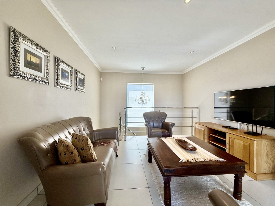 4 Bedroom Property for Sale in Blue Lagoon Western Cape